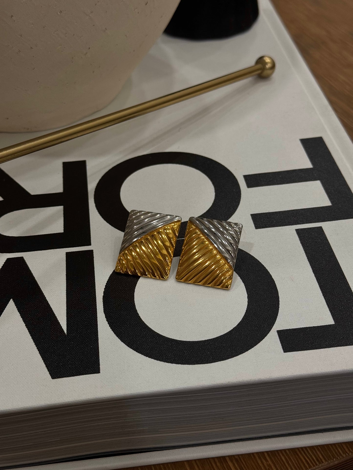 BETH TWO TONE EARRINGS