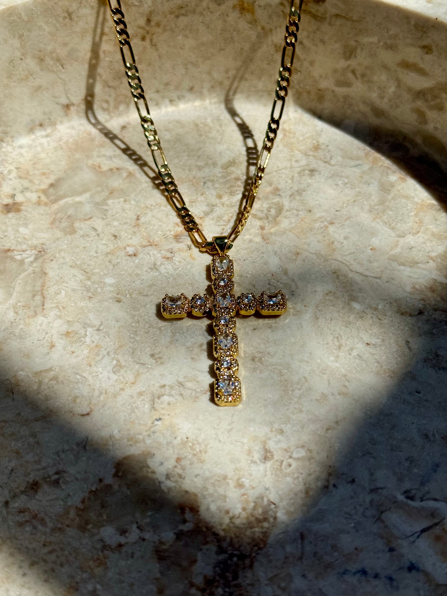 GLORY CROSS NECKLACE