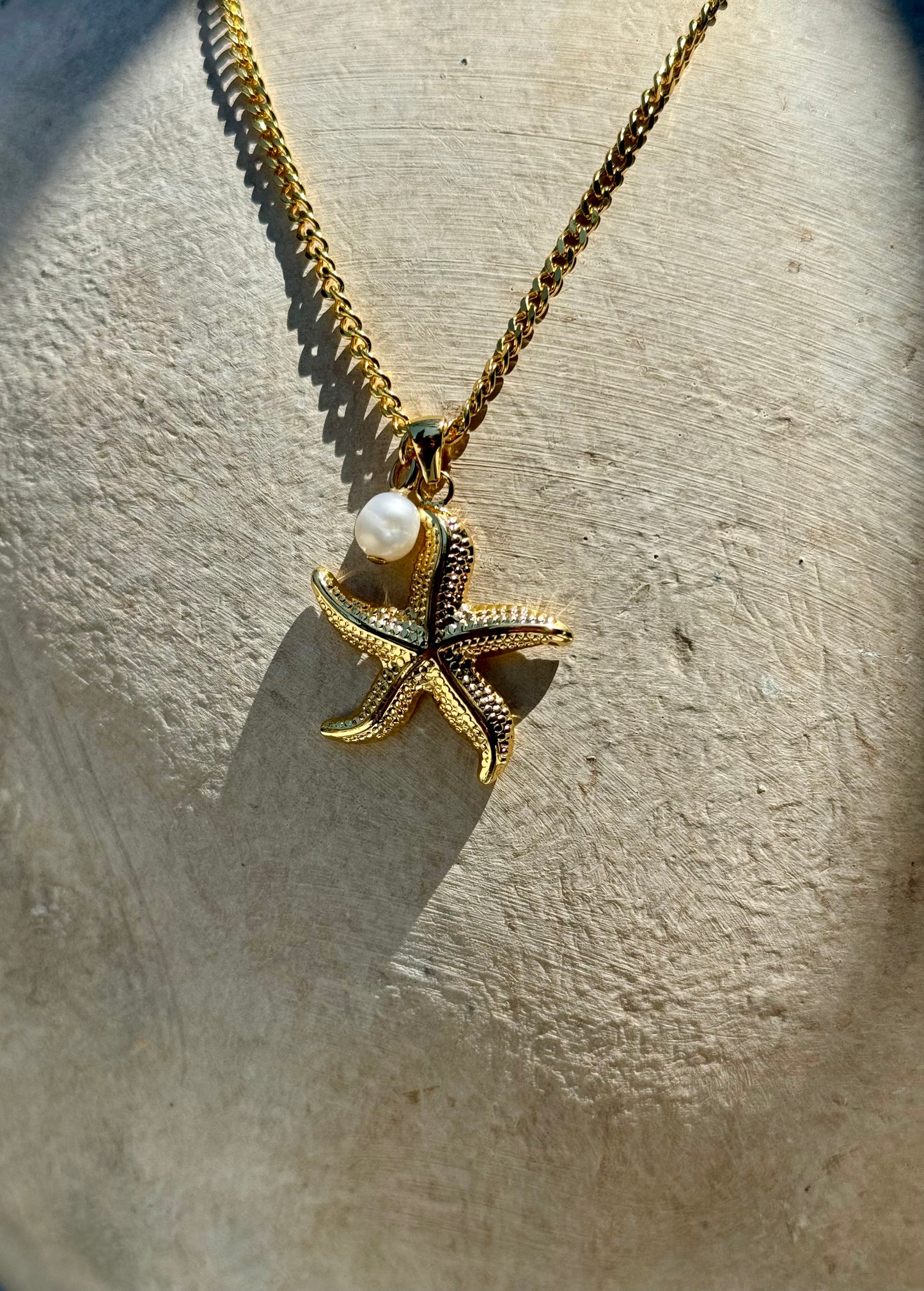 OCEAN STAR NECKLACE