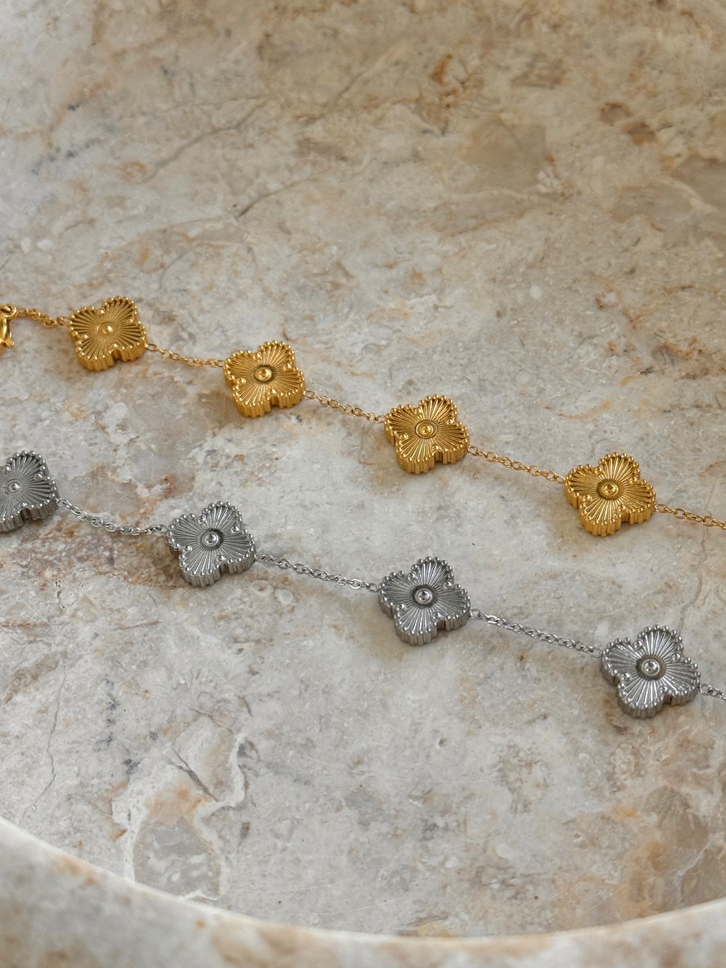 CLOVER BRACELET